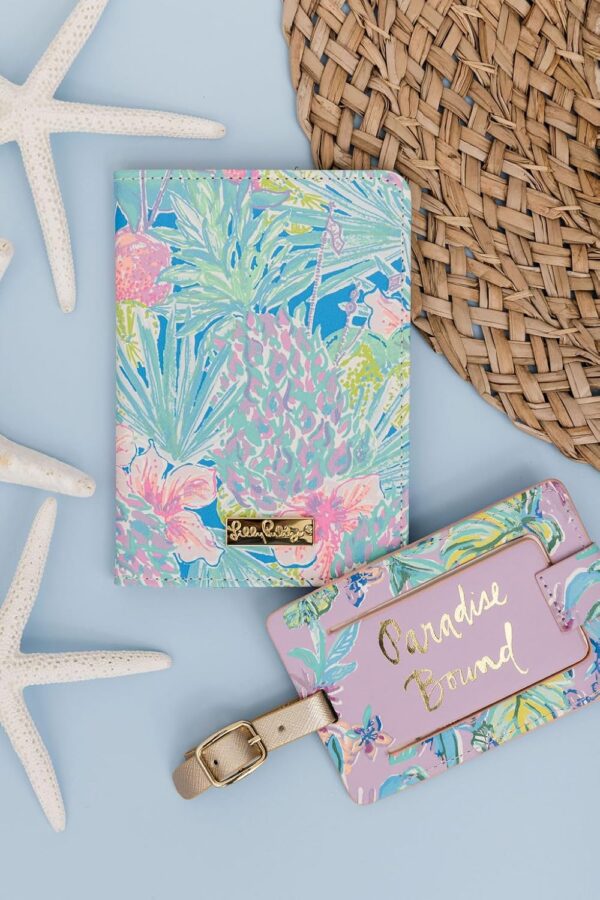 Lilly Pulitzer Vegan Leather Passport Holder, Cute Passport Cover, Travel Wallet with Credit Card Slots, Swizzle In - Image 4